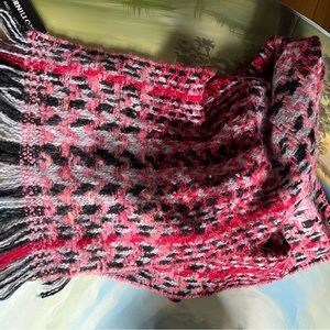 Scarf with fringe by Cornillon of France
